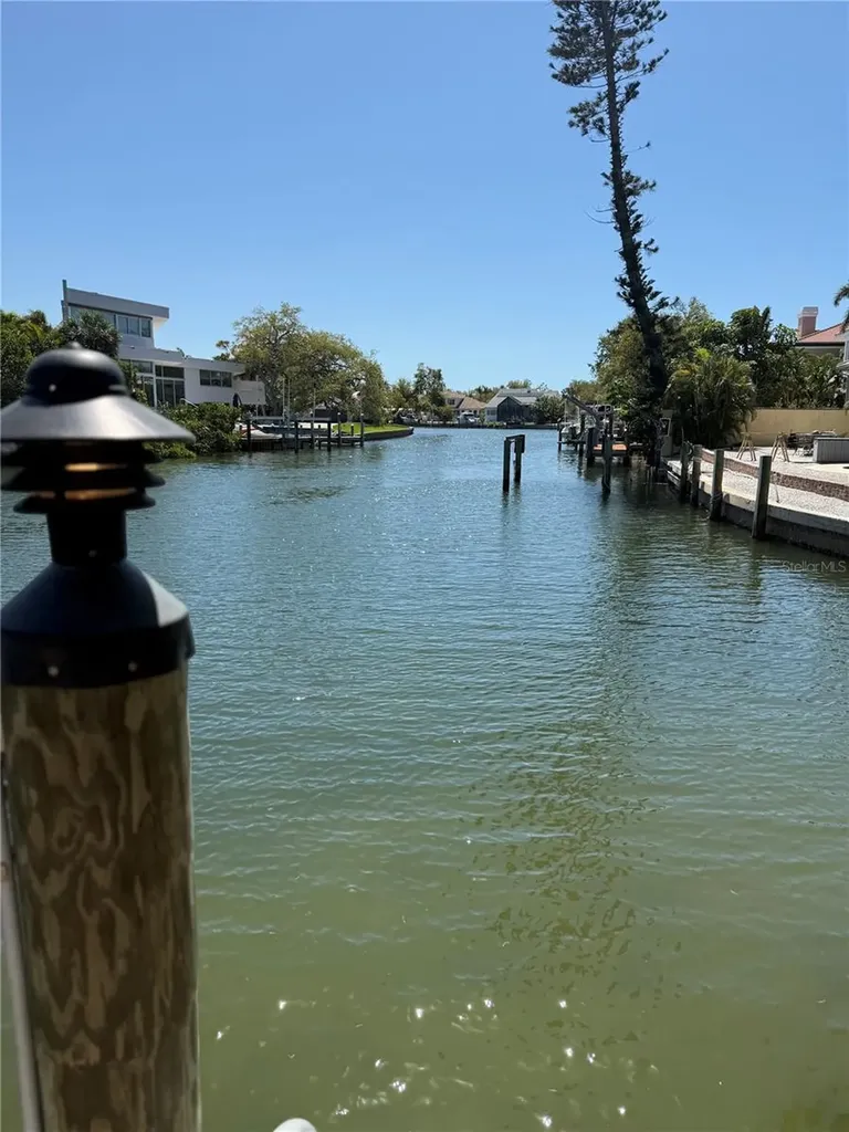 4651 Higel Avenue Sarasota FL 34242