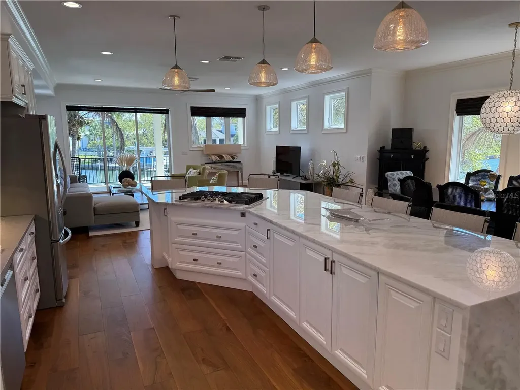 4651 Higel Avenue Sarasota FL 34242