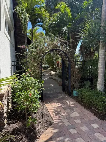 4651 Higel Avenue Sarasota FL 34242