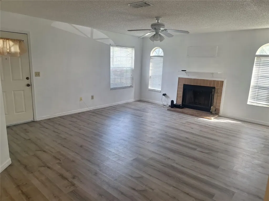 11910 Skylake Place Temple Terrace FL 33617