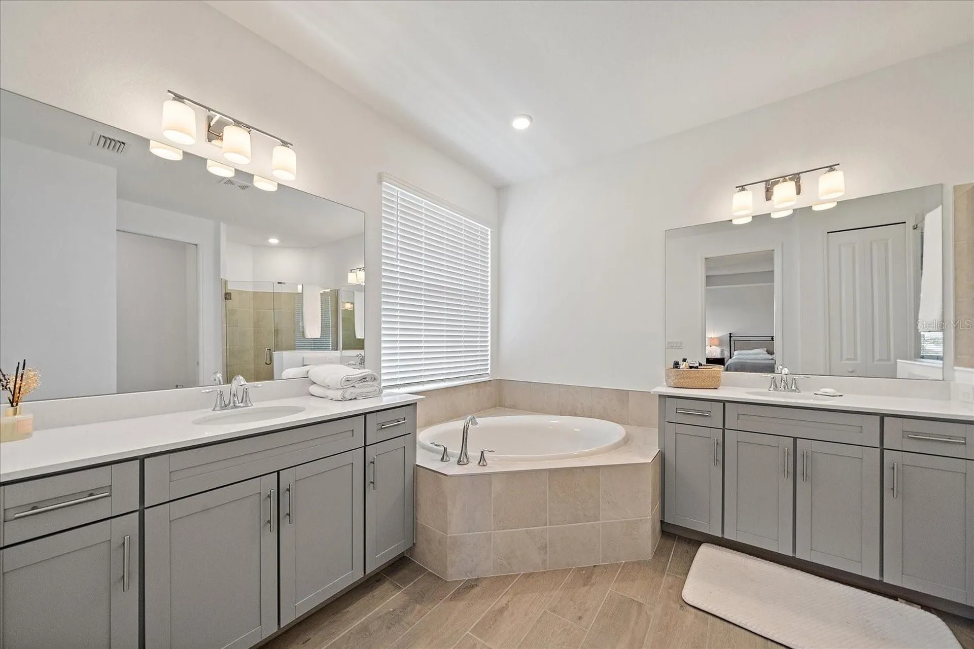 17552 Santorini Court Venice FL 34293