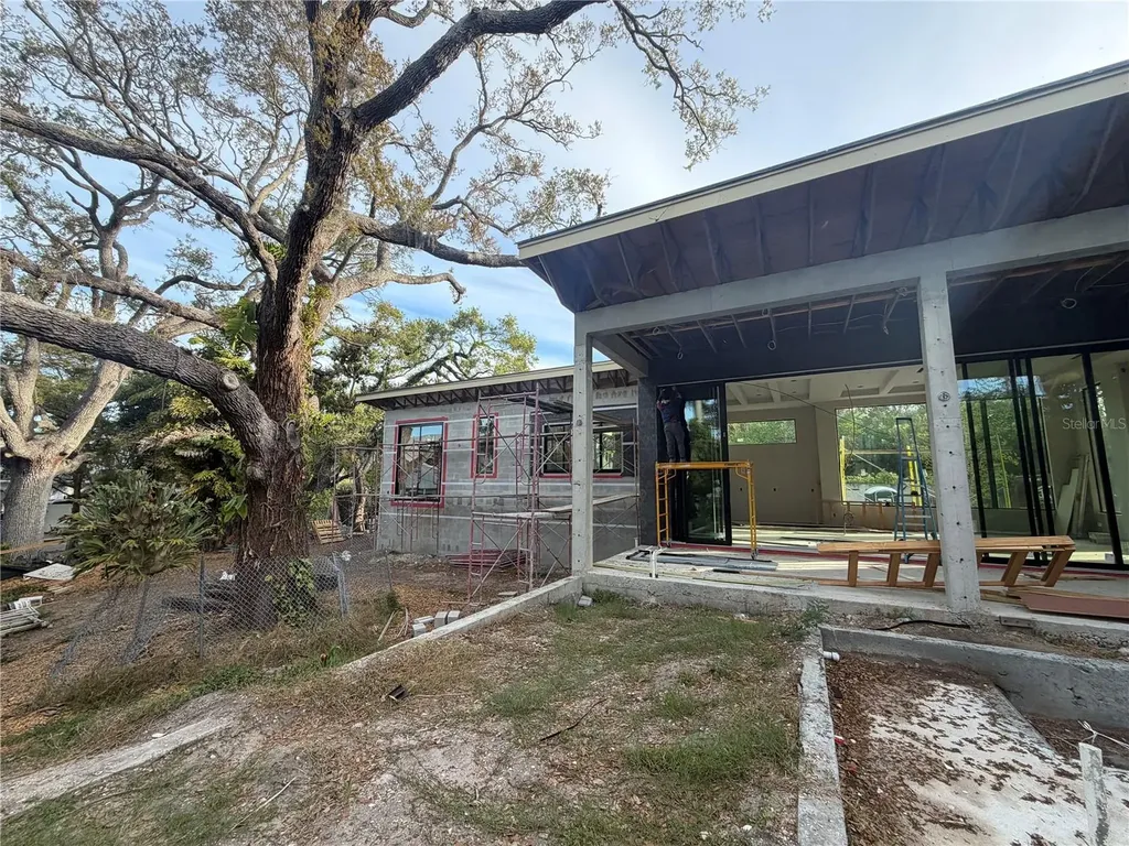 2100 Mcclellan Parkway Sarasota FL 34239
