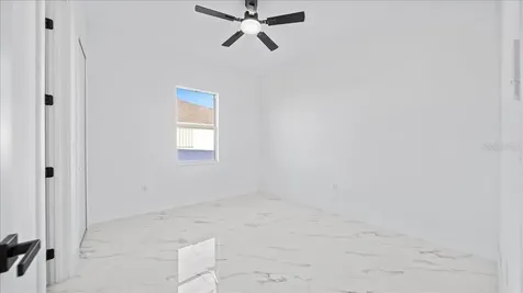 913/915 NE 15th Lane Cape Coral FL 33909