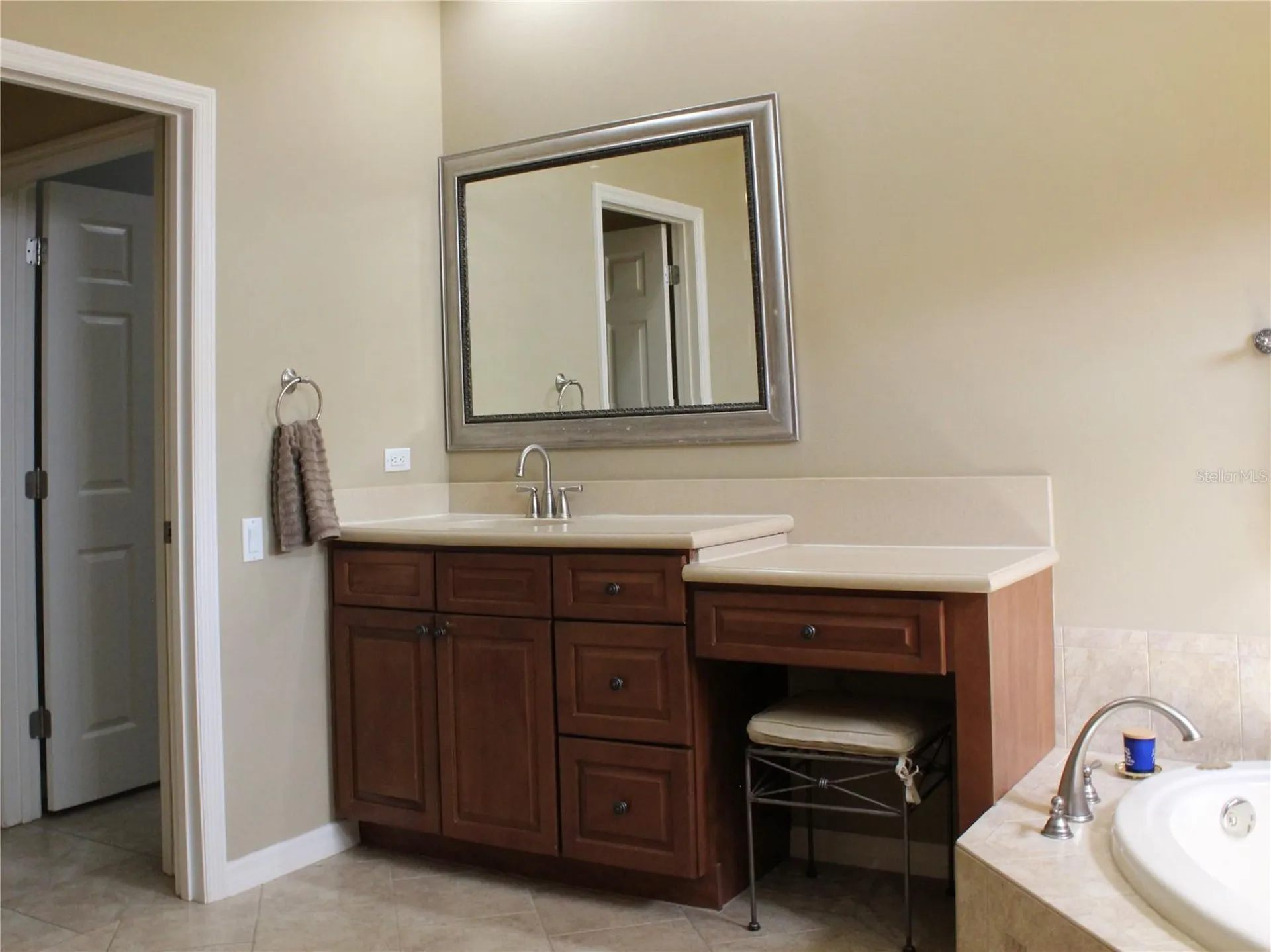 406 Petrel Trail Bradenton FL 34212