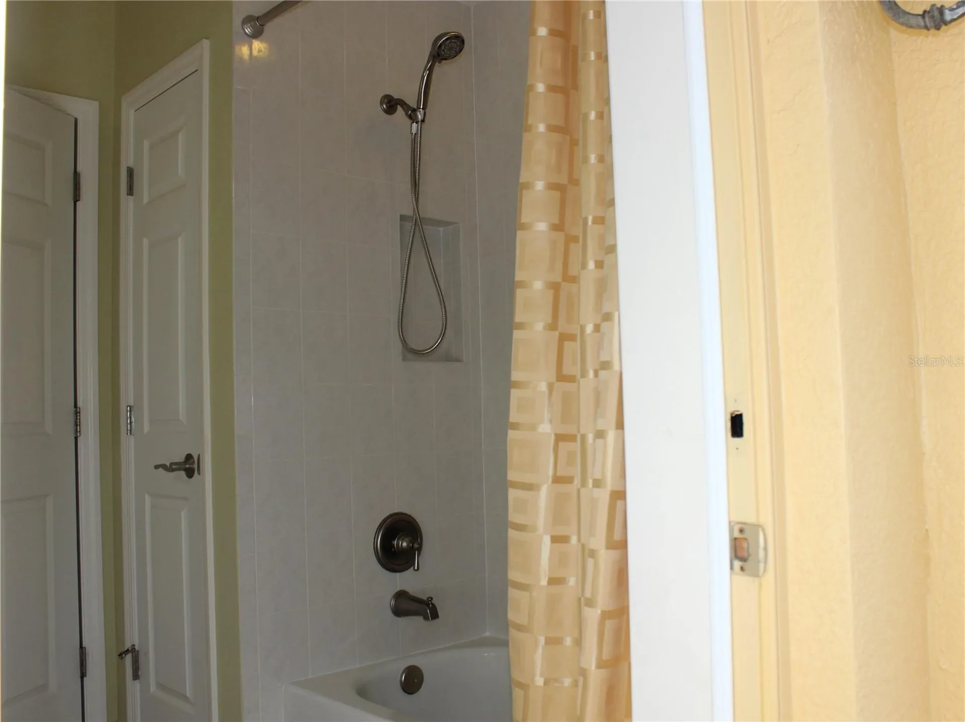 406 Petrel Trail Bradenton FL 34212