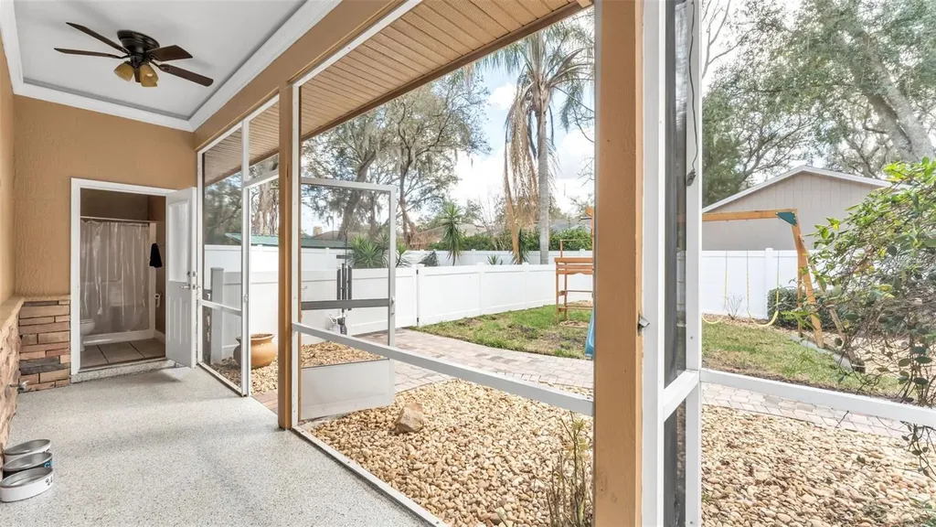 1603 Sir Henrys Trail Lakeland FL 33809