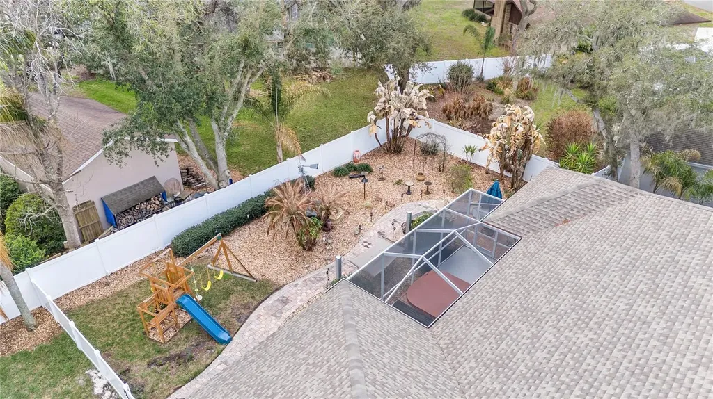 1603 Sir Henrys Trail Lakeland FL 33809