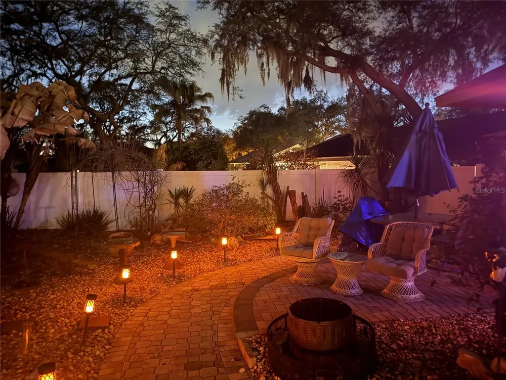 1603 Sir Henrys Trail Lakeland FL 33809