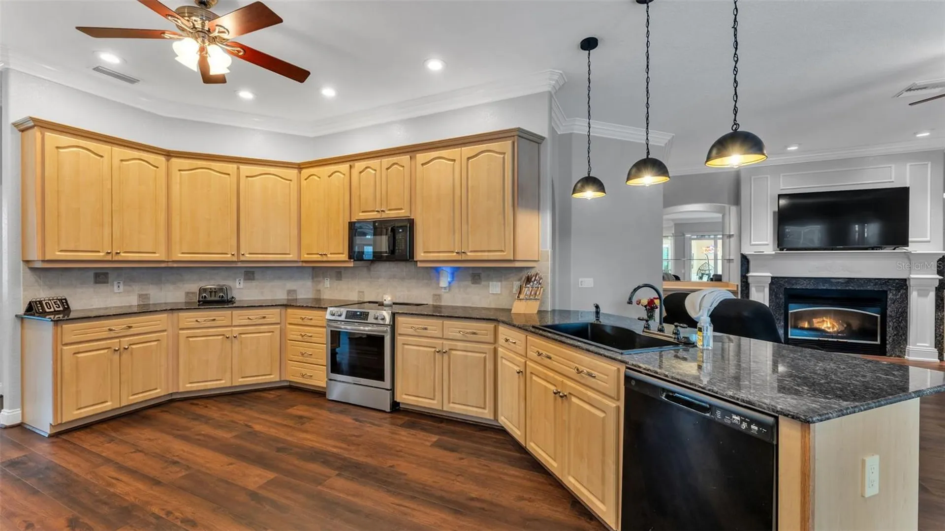 1603 Sir Henrys Trail Lakeland FL 33809