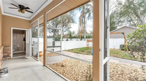 1603 Sir Henrys Trail Lakeland FL 33809