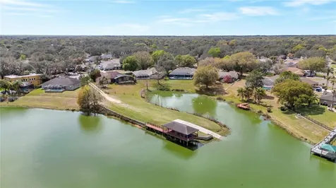 1603 Sir Henrys Trail Lakeland FL 33809