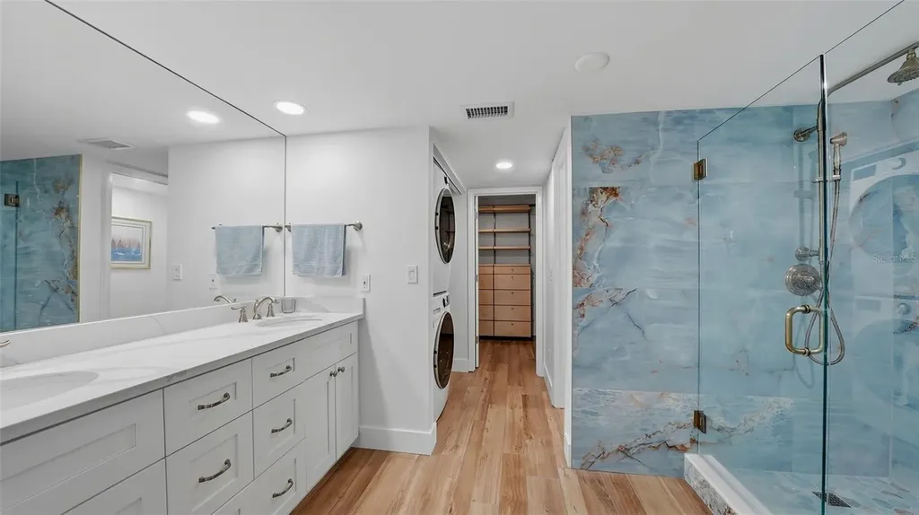 825 S Osprey Avenue Sarasota FL 34236
