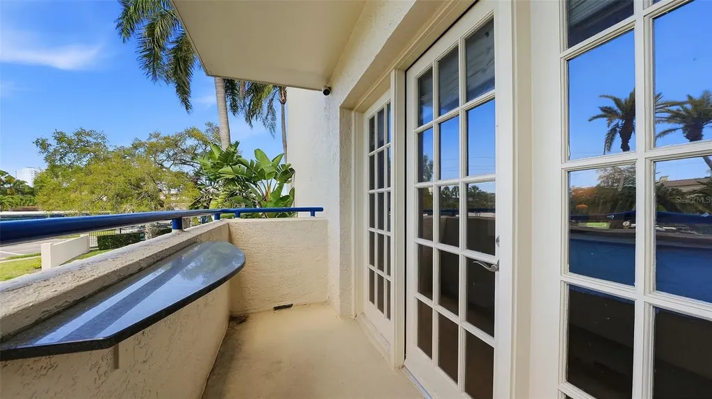 825 S Osprey Avenue Sarasota FL 34236