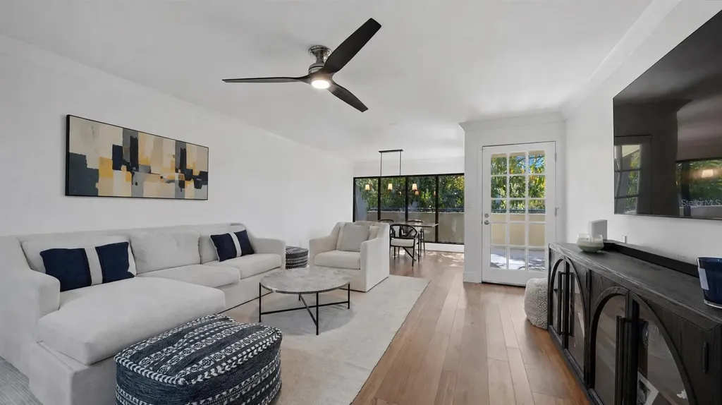 825 S Osprey Avenue Sarasota FL 34236