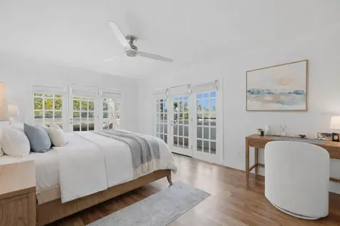 825 S Osprey Avenue Sarasota FL 34236