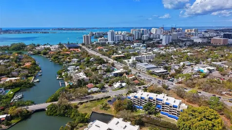825 S Osprey Avenue Sarasota FL 34236