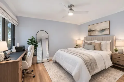 825 S Osprey Avenue Sarasota FL 34236