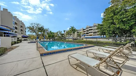 825 S Osprey Avenue Sarasota FL 34236