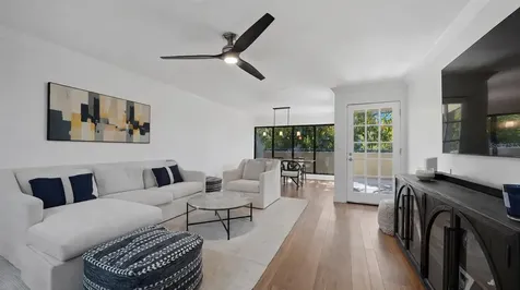 825 S Osprey Avenue Sarasota FL 34236