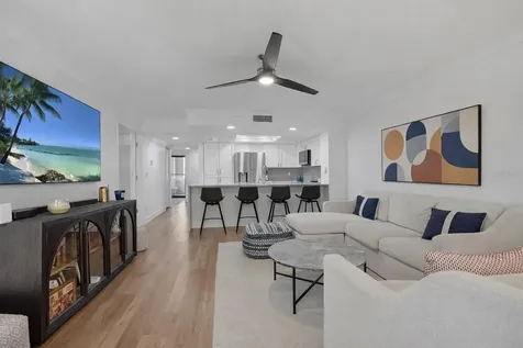 825 S Osprey Avenue Sarasota FL 34236