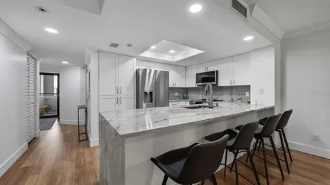 825 S Osprey Avenue Sarasota FL 34236