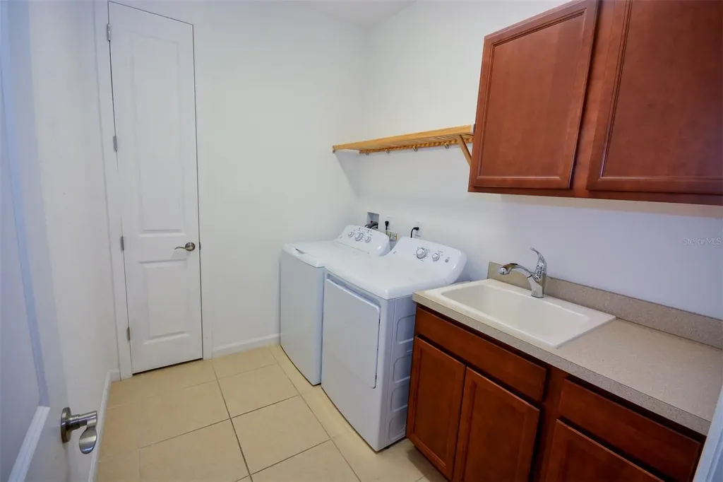 215 Avenham Drive Deland FL 32724