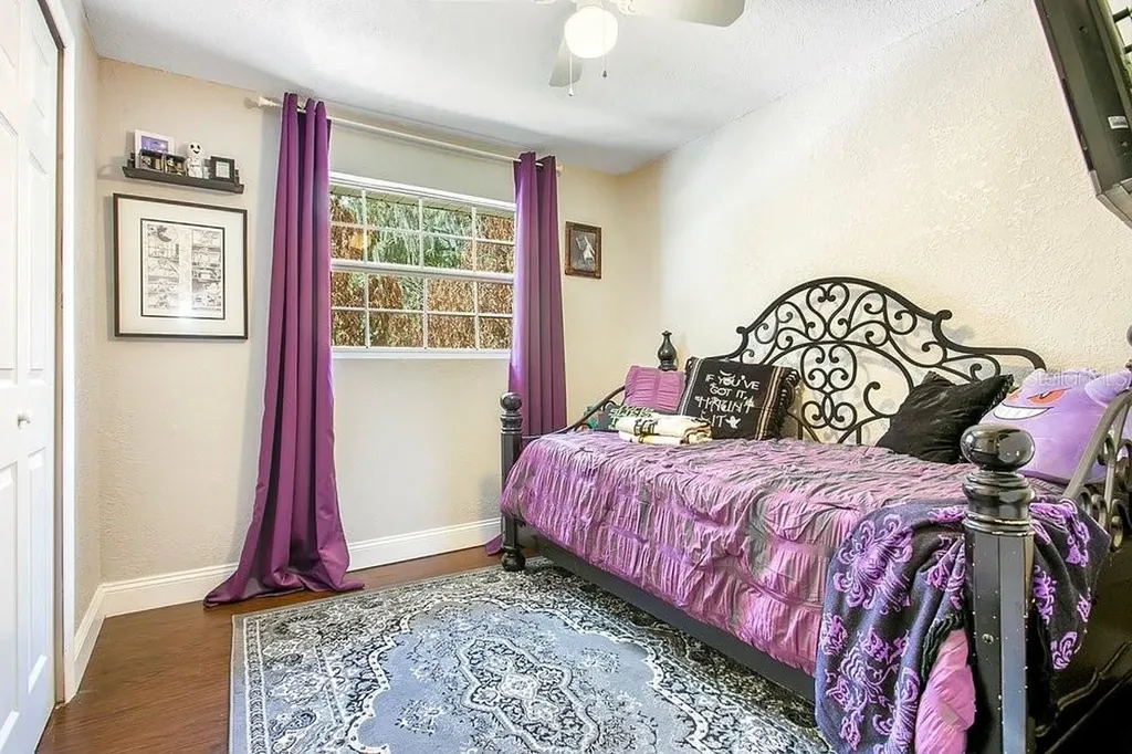 741 Saxby Avenue Orlando FL 32835
