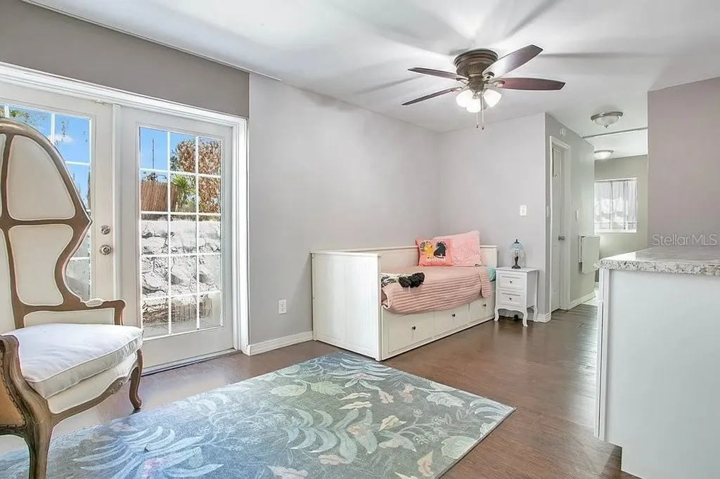 741 Saxby Avenue Orlando FL 32835