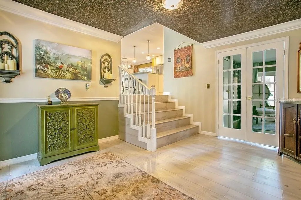 741 Saxby Avenue Orlando FL 32835