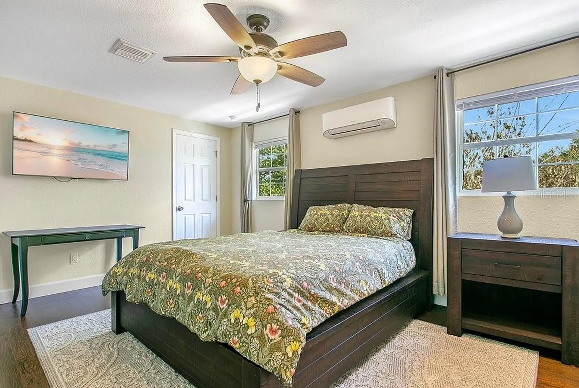 741 Saxby Avenue Orlando FL 32835