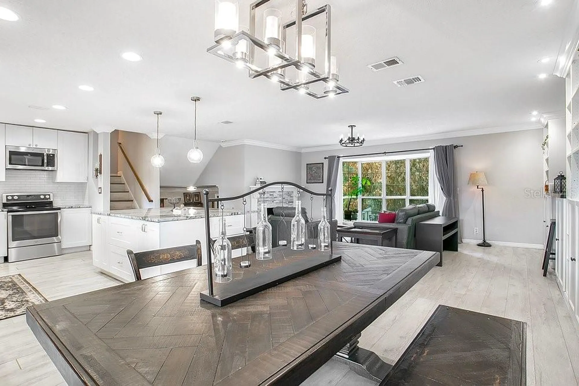 741 Saxby Avenue Orlando FL 32835