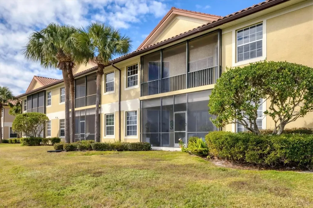 8411 Miramar Way Lakewood Ranch FL 34202