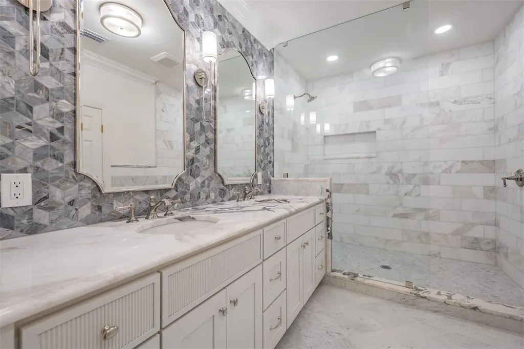 2870 Cobblestone Drive Palm Harbor FL 34684