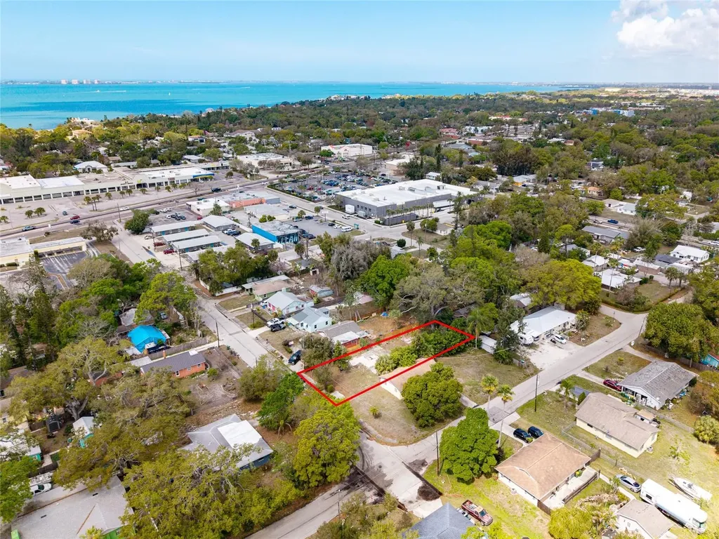 1107 Putnam Drive Sarasota FL 34234