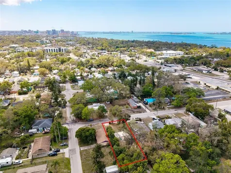 1107 Putnam Drive Sarasota FL 34234