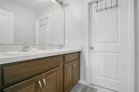582 Black Eagle Drive Groveland FL 34736