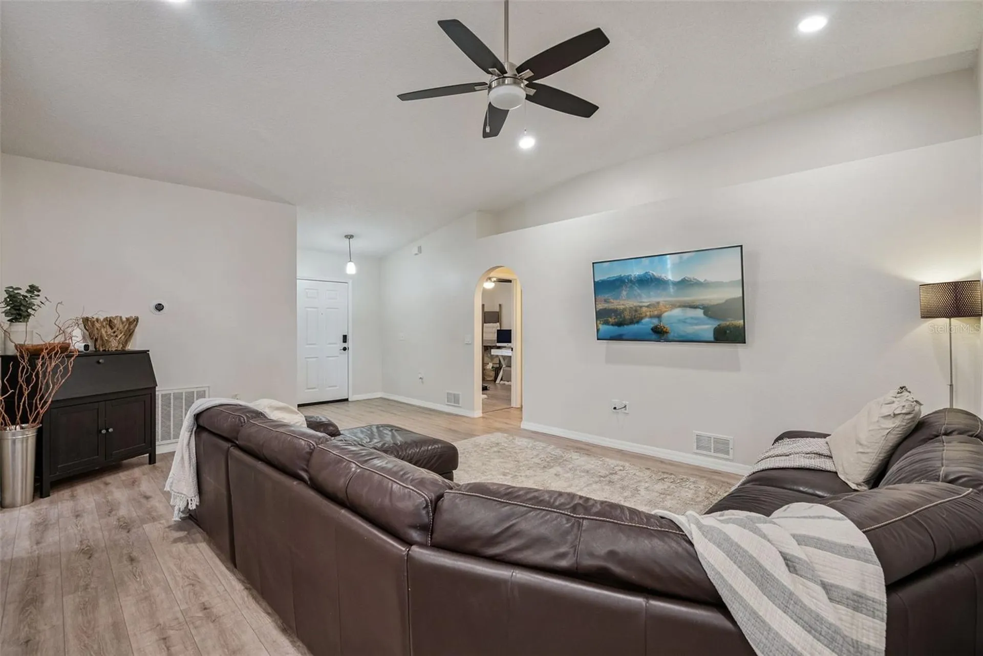 4791 Willamette Circle Orlando FL 32826