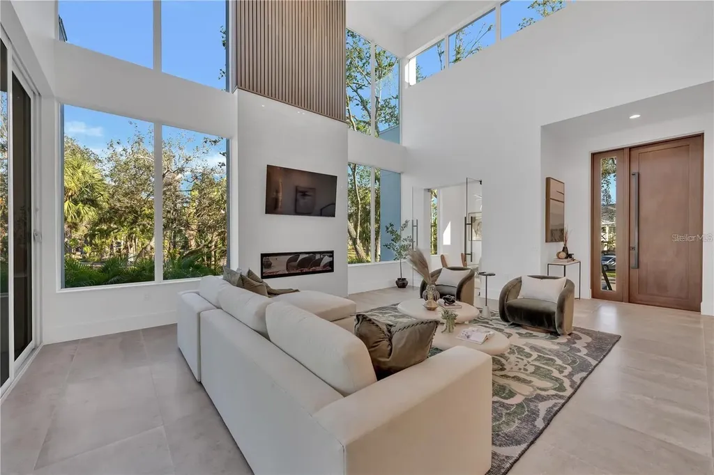 603 Tremont Street Sarasota FL 34242