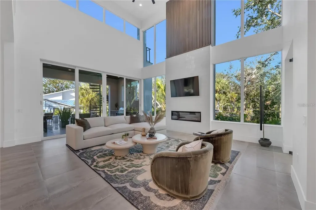 603 Tremont Street Sarasota FL 34242