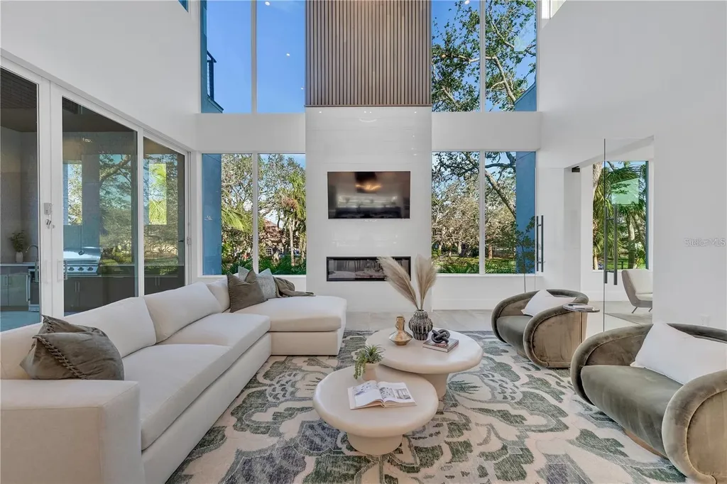 603 Tremont Street Sarasota FL 34242