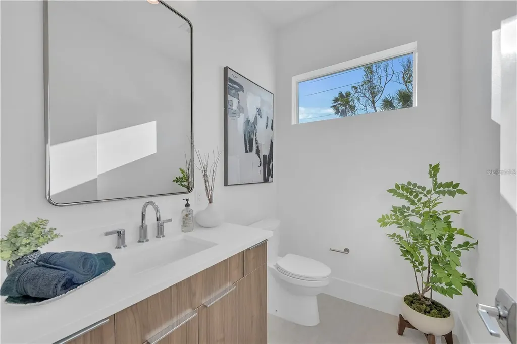 603 Tremont Street Sarasota FL 34242