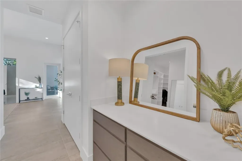 603 Tremont Street Sarasota FL 34242