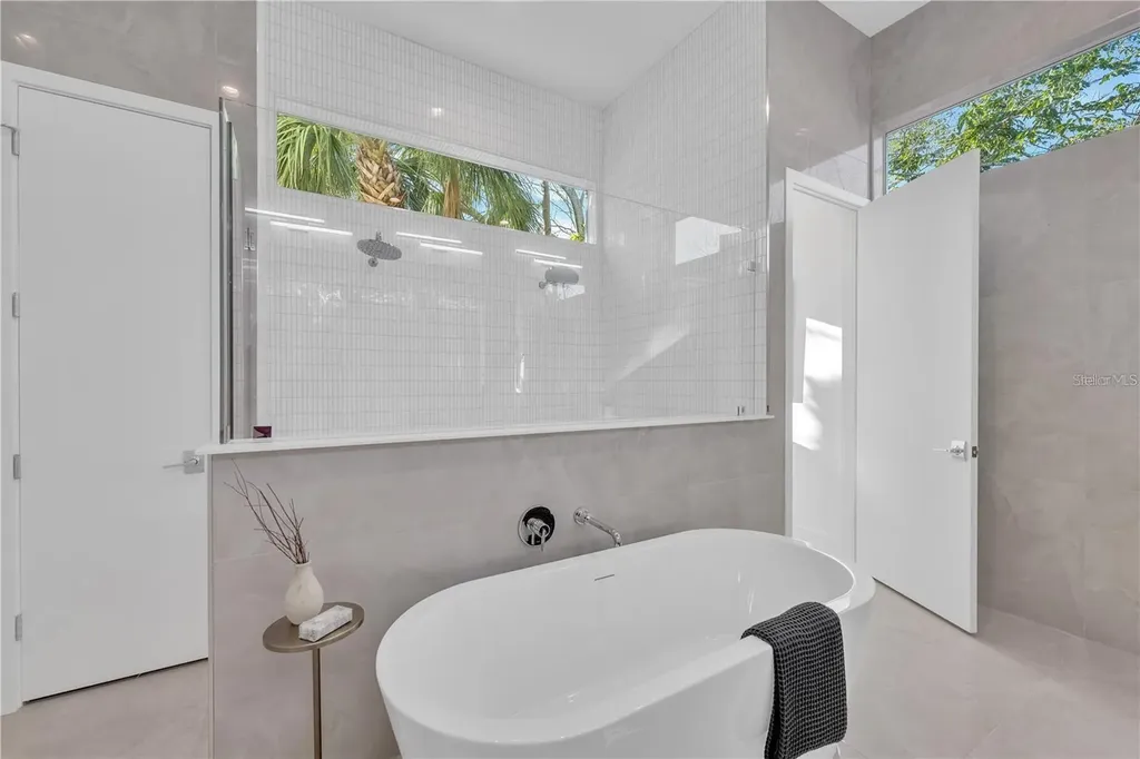 603 Tremont Street Sarasota FL 34242