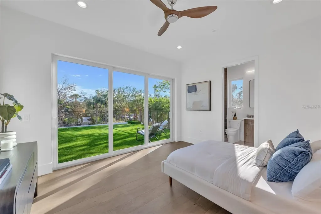 603 Tremont Street Sarasota FL 34242