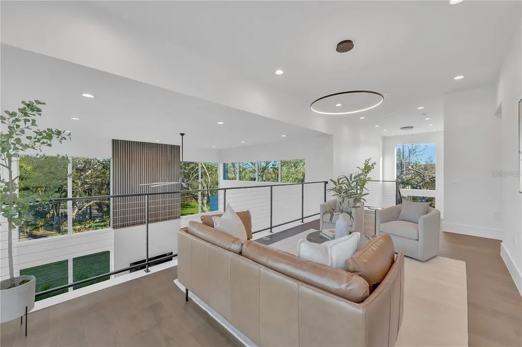 603 Tremont Street Sarasota FL 34242