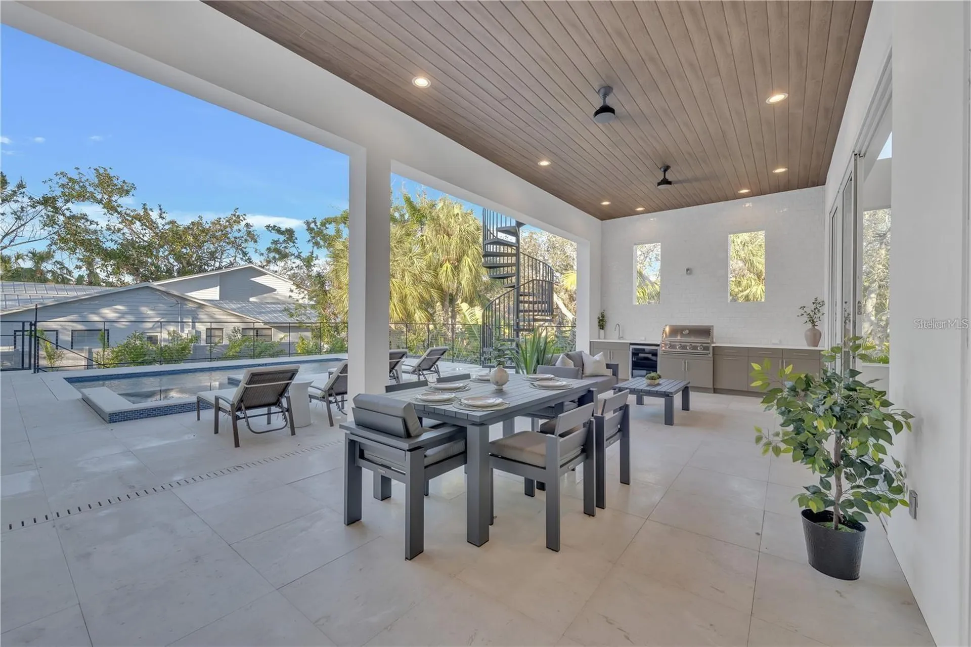 603 Tremont Street Sarasota FL 34242