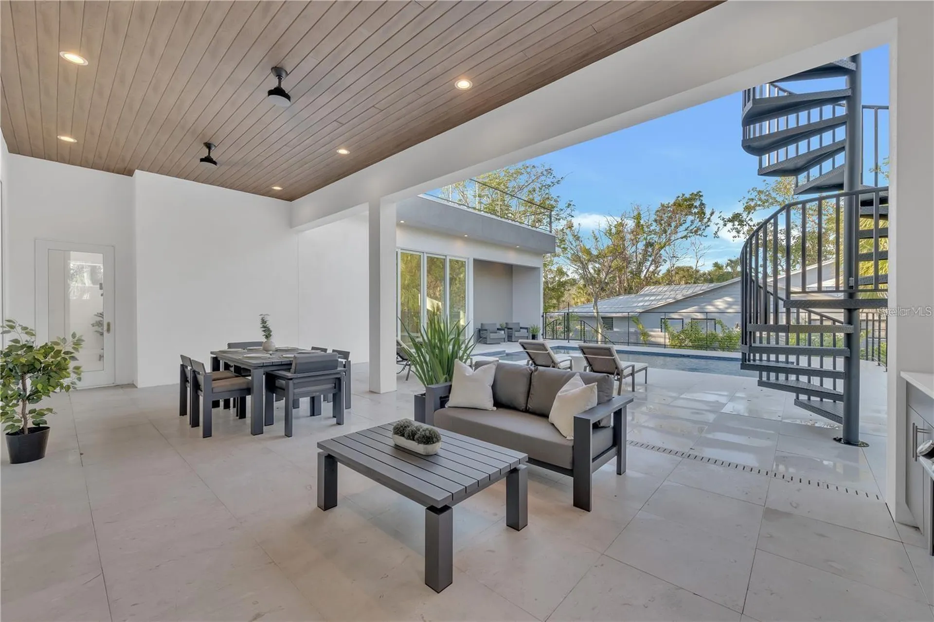 603 Tremont Street Sarasota FL 34242
