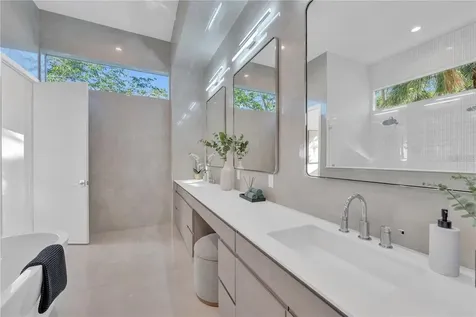 603 Tremont Street Sarasota FL 34242