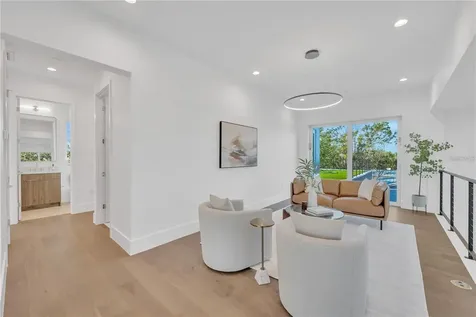 603 Tremont Street Sarasota FL 34242