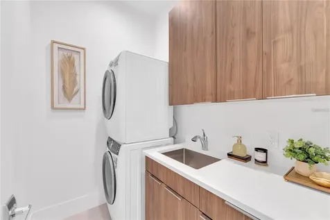 603 Tremont Street Sarasota FL 34242